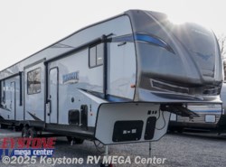 New 2019 Forest River Vengeance Rogue 324A13 available in Greencastle, Pennsylvania