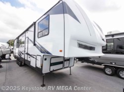 New 2019 Forest River Vengeance 388V16 available in Greencastle, Pennsylvania