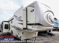 New 2019 Palomino Columbus 383FB available in Greencastle, Pennsylvania
