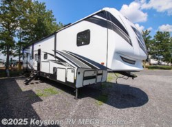 New 2021 Forest River Vengeance Rogue Armored 4007 available in Greencastle, Pennsylvania