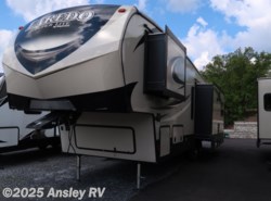 Used 2018 Keystone Laredo 298SRL available in Duncansville, Pennsylvania