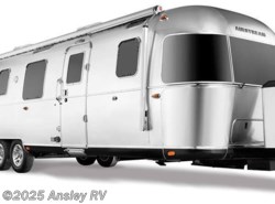 New 2021 Airstream Classic 30RB available in Duncansville, Pennsylvania