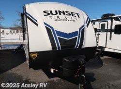 New 2021 CrossRoads Sunset Trail Super Lite SS288BH available in Duncansville, Pennsylvania