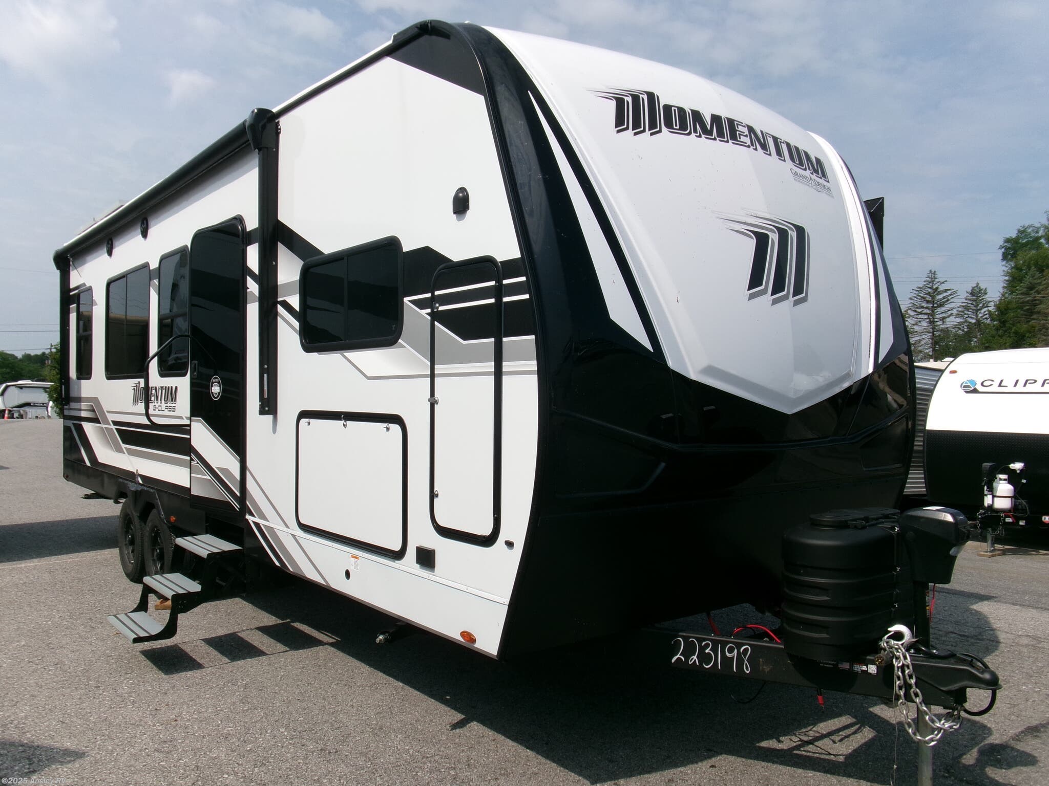 New 2026 Grand Design Momentum G-Class 25G available in Duncansville, Pennsylvania