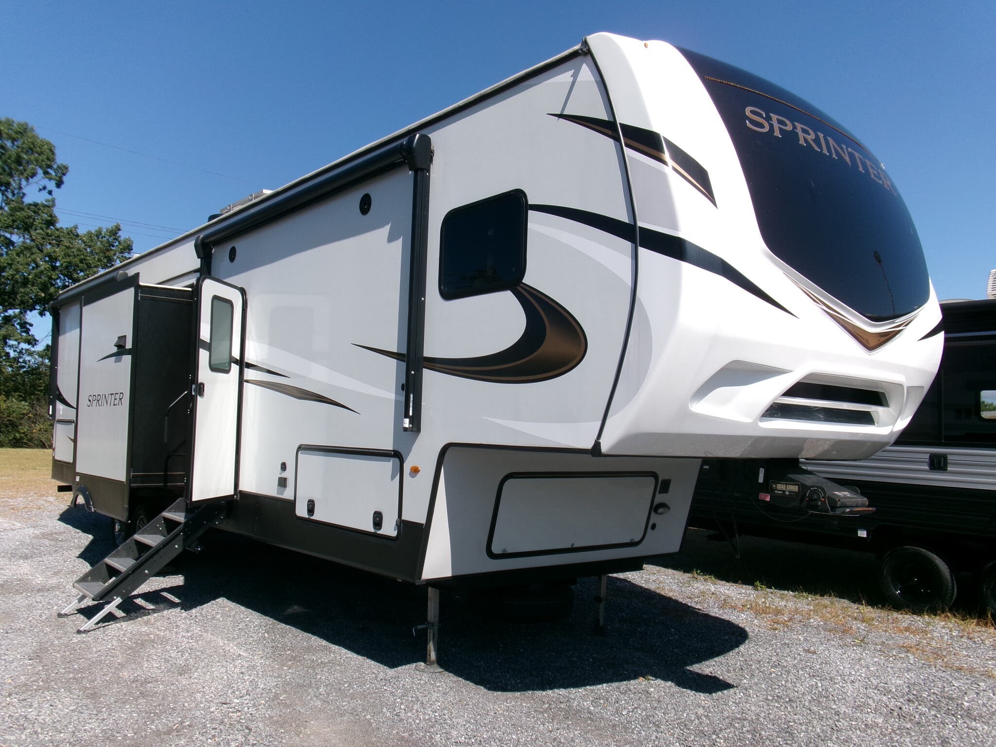 Used 2022 Keystone Sprinter 35BH available in Duncansville, Pennsylvania