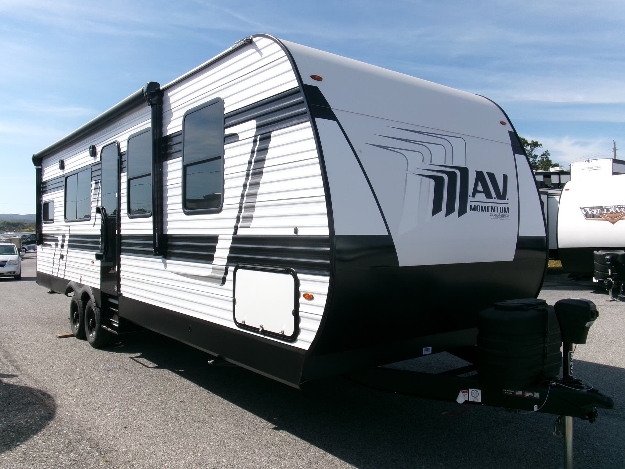 New 2026 Grand Design Momentum MAV 27MAV available in Duncansville, Pennsylvania