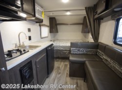New 2018 Starcraft Autumn Ridge Outfitter 18QB available in Muskegon, Michigan