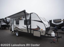 New 2018 Starcraft Autumn Ridge Outfitter 18QB available in Muskegon, Michigan