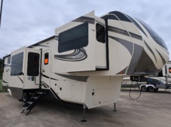 New 2021 Grand Design Solitude 380FL-R available in Fort Worth, Texas