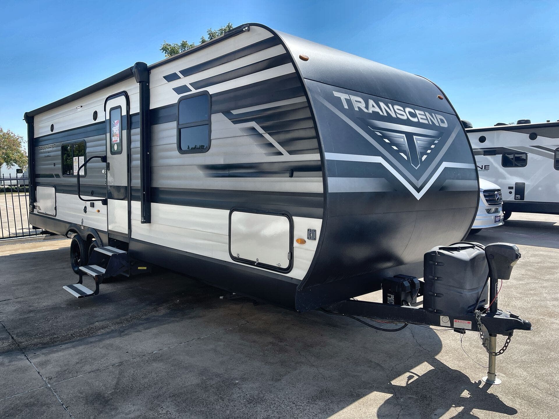 Used 2023 Grand Design Transcend Xplor 261BH available in Fort Worth, Texas