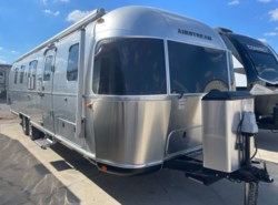 Used 2018 Airstream Classic 33FB-TWIN available in Fort Worth, Texas