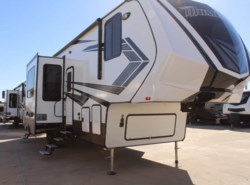 New 2019 Grand Design Momentum G-Class available in Corinth, Texas