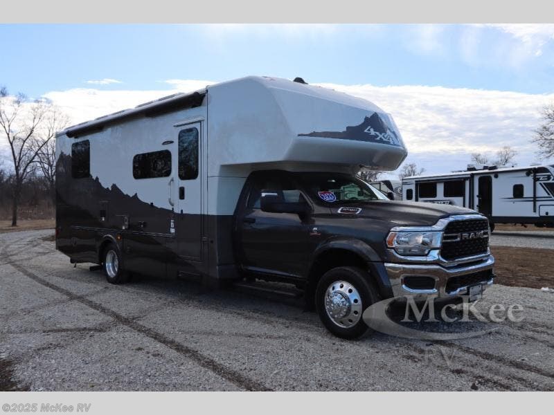 New 2025 Dynamax Corp isata 5 28SSD4X4 available in Perry, Iowa