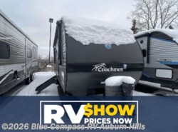 Used 2024 Coachmen Catalina Legacy Edition 293QBCK available in Auburn Hills, Michigan