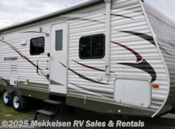 Used 2014 Dutchmen Dutchmen 317QBS available in East Montpelier, Vermont