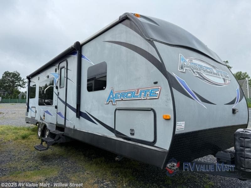 Used 2013 Dutchmen Aerolite 294RKSS available in Willow Street, Pennsylvania