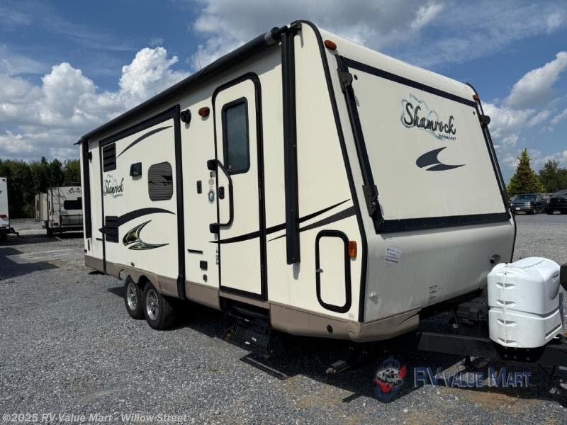 Used 2015 Forest River Flagstaff Shamrock 23IKSS available in Willow Street, Pennsylvania