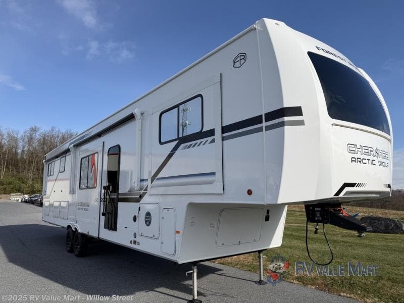 New 2026 Forest River Cherokee Arctic Wolf 3950SUITE available in Willow Street, Pennsylvania