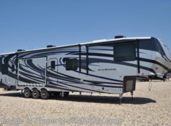 New 2019 Heartland Road Warrior RW427 Bath & 1/2 W/3 A/Cs, Ext TV & Arcitc available in Alvarado, Texas