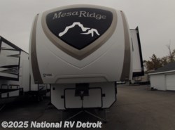 New 2019 Highland Ridge Mesa Ridge MF427BHS available in Belleville, Michigan