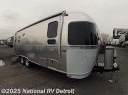 New 2019 Airstream Airstream Flying Cloud 25FB available in Belleville, Michigan