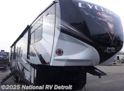 New 2020 Heartland Cyclone 4007 available in Belleville, Michigan