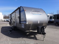 New 2020 Forest River Legacy Catalina Edition 303QBCK available in Belleville, Michigan
