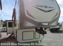 New 2019 Keystone Montana 3855BR available in Louisville, Tennessee