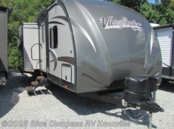 Used 2016 Cruiser RV ViewFinder Signature 28BHOB available in Louisville, Tennessee