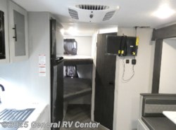 Used 2022 Forest River Salem FSX 178BHSKX available in West Palm Beach, Florida