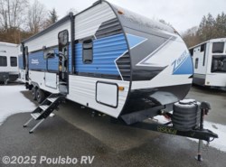 New 2025 CrossRoads Zinger ZR328SB available in Everett, Washington