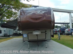 Used 2015 Heartland Sundance XLT 298BH available in Houston, Texas