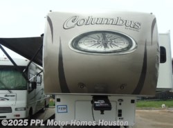 Used 2017 Palomino Columbus 366RL available in Houston, Texas