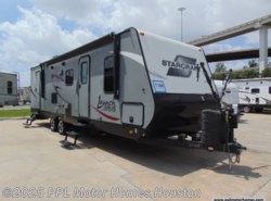 Used 2017 Starcraft Launch Ultra Lite 27BHU available in Houston, Texas