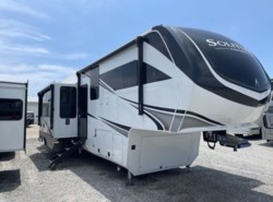 New 2025 Grand Design Solitude 391DL available in Rockwall, Texas