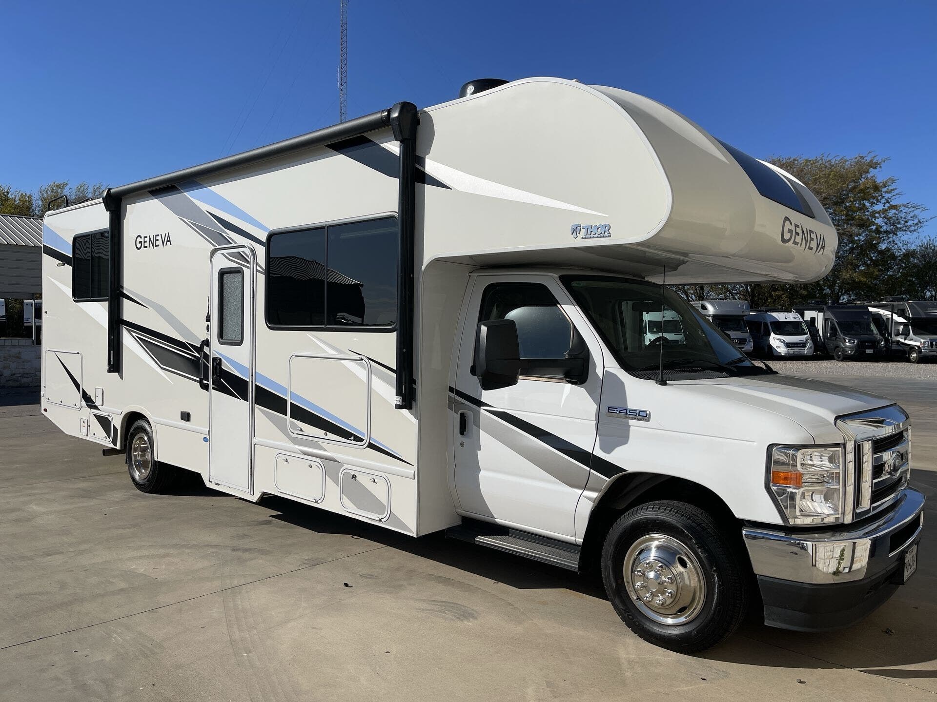 Used 2023 Thor GENEVA 28VA available in Rockwall, Texas
