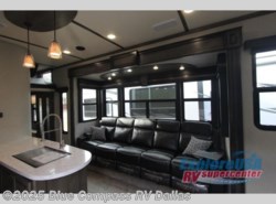 New 2018 Dutchmen Voltage Epic 4210 available in Mesquite, Texas