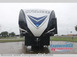 New 2019 Heartland Cyclone 4005 available in Mesquite, Texas