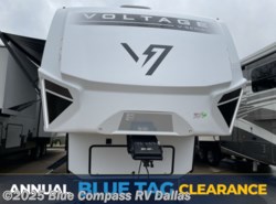 New 2025 Dutchmen Voltage V-Series 3600 available in Mesquite, Texas