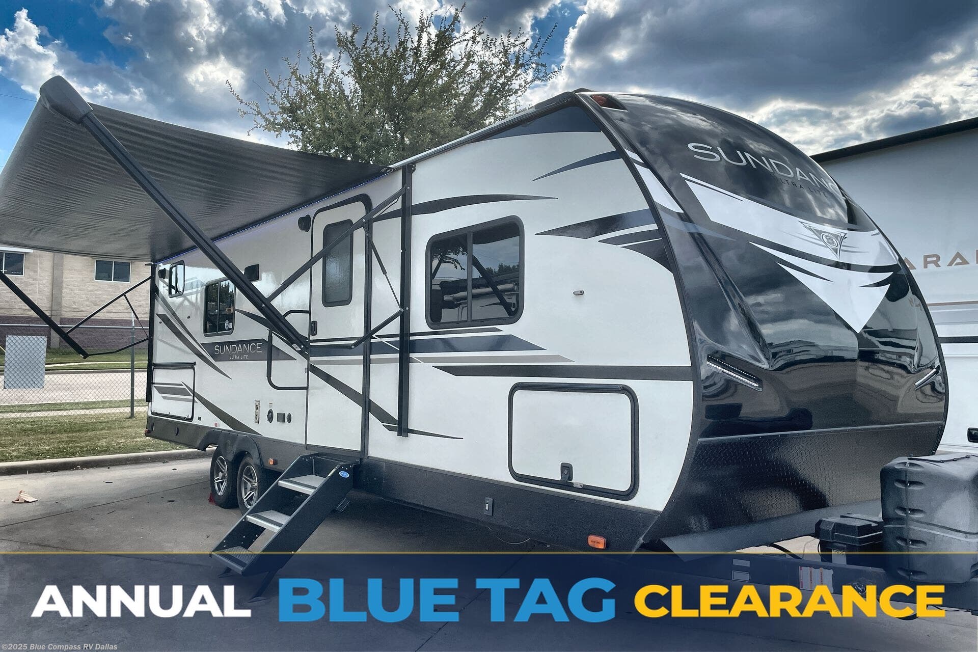 Used 2022 Heartland Sundance Ultra Lite 265BH available in Mesquite, Texas