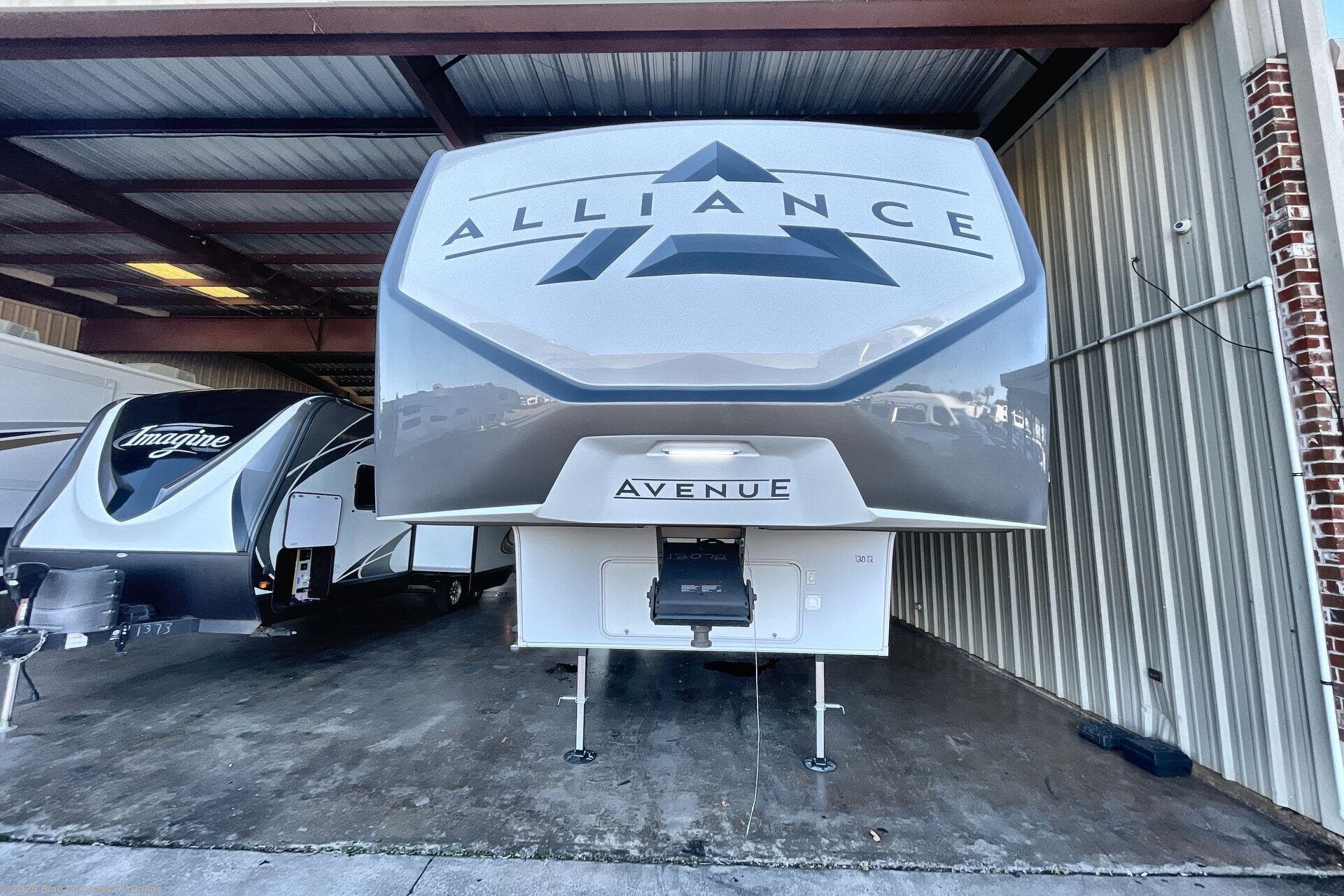 New 2026 Alliance RV Avenue 32RLS available in Mesquite, Texas