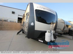 New 2019 Forest River Rockwood Signature Ultra Lite 8335BSS available in San Antonio, Texas