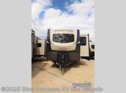 New 2020 Forest River Rockwood Signature Ultra Lite 8335SB available in San Antonio, Texas