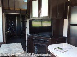New 2017 Jayco Seismic Wave 416W available in Baird, Texas