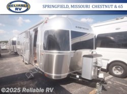 New 2019 Airstream Flying Cloud 30RB available in Springfield, Missouri