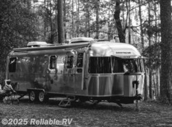 New 2022 Airstream Classic 33FB available in Springfield, Missouri