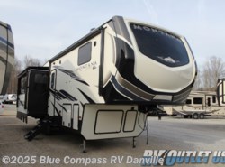 New 2020 Keystone Montana High Country 295RL available in Ringgold, Virginia