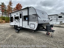 New 2026 Jayco Jay Flight SLX 210QB available in Ringgold, Virginia