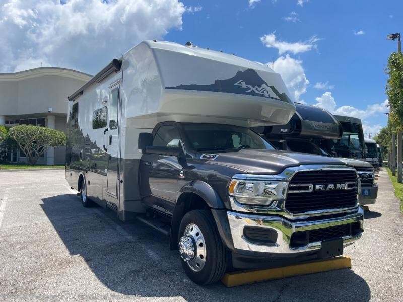 Used 2023 Dynamax Corp Isata 5 28SS available in Nokomis, Florida