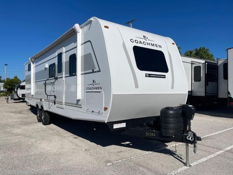 New 2026 Coachmen Freedom Express 30SE available in Nokomis, Florida